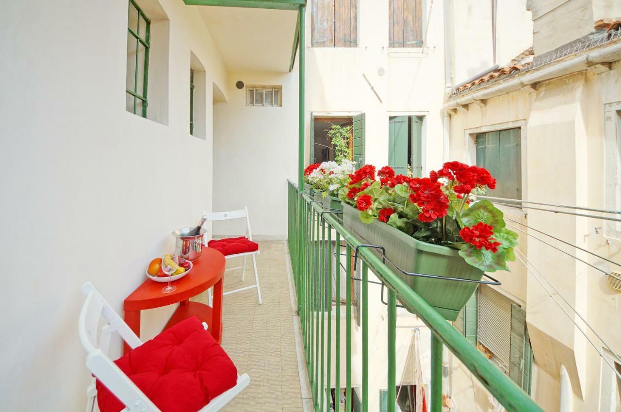 Calle Dei Fabbri Apartment Venice Exterior photo