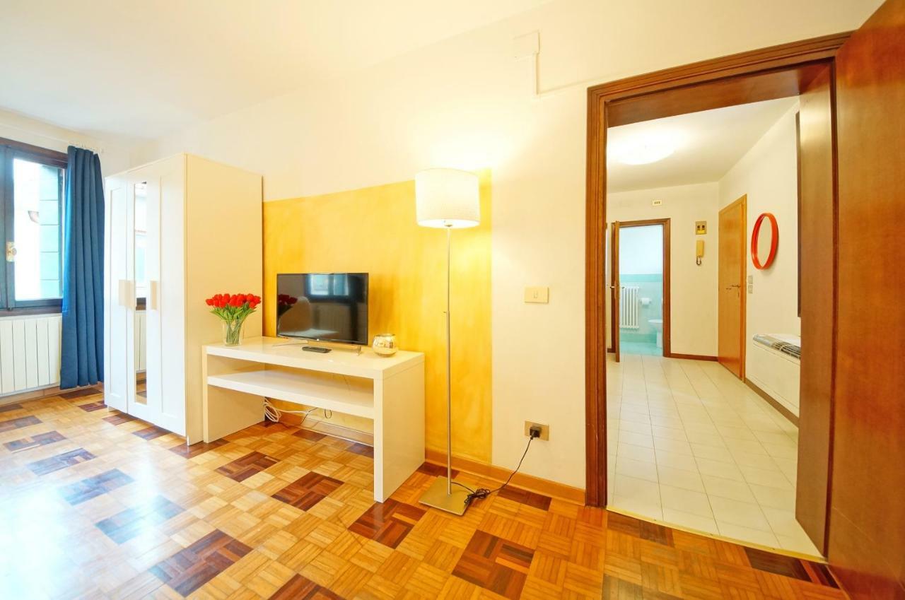Calle Dei Fabbri Apartment Venice Exterior photo